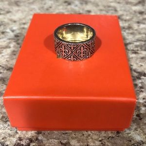 James Avery fleur de lis ring size 8 in women’s